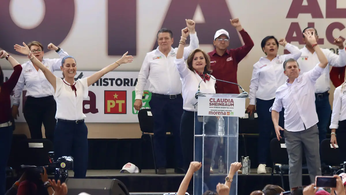 CIERRE ALMA ALCARAZ - Fco Meza - El Sol de León (9)